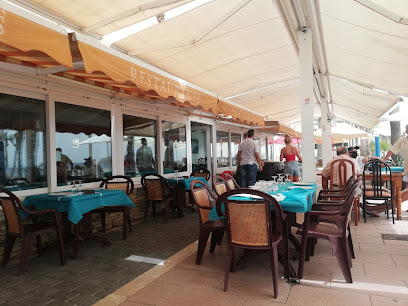 Restaurante Sol y Playa - P.º Marítimo, 35, 04140 Carboneras, Almería, Spain