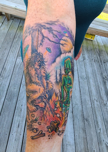 Tattoo Shop «One Shot Tattoo», reviews and photos, 5945 Glenway Ave, Cincinnati, OH 45238, USA