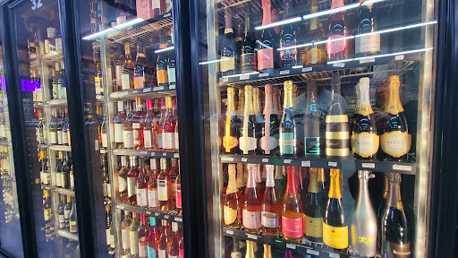 Liquor Store «Royal Market Liquor», reviews and photos, 835 W Chapman Ave, Orange, CA 92868, USA