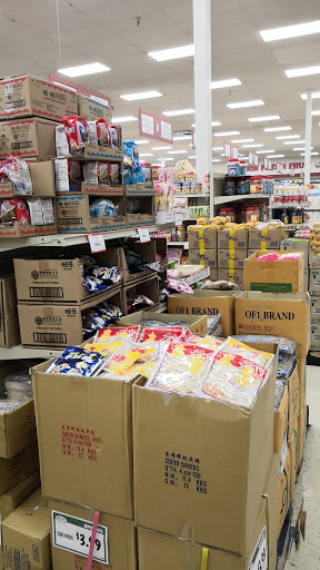 Grocery Store «R-N Market», reviews and photos, 6670 N Cedar Ave, Fresno, CA 93710, USA