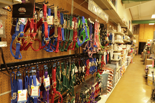 Animal Feed Store «Russell Feed & Supply Decatur», reviews and photos, 1817 US-287, Decatur, TX 76234, USA