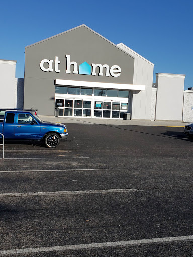 Home Goods Store «At Home», reviews and photos, 11501 Bluegrass Pkwy, Jeffersontown, KY 40299, USA
