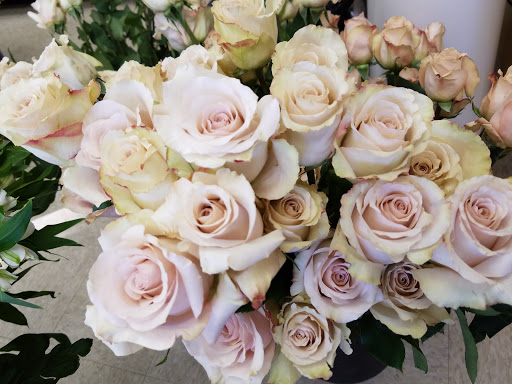 Florist «Simple Bouquets», reviews and photos, 315 Main St, Tilton, NH 03276, USA