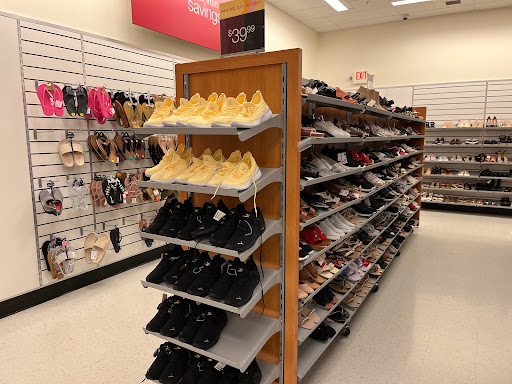 Department Store «T.J. Maxx & HomeGoods», reviews and photos, 24630 Dulles Landing Dr, Dulles, VA 20166, USA