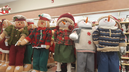 Home Goods Store «Christmas Tree Shops», reviews and photos, 41 Gusabel Ave, Nashua, NH 03063, USA