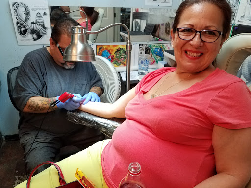 Tattoo Shop «Body Art Tattoos & Piercing», reviews and photos, 2109 Buffalo St #1, San Antonio, TX 78211, USA