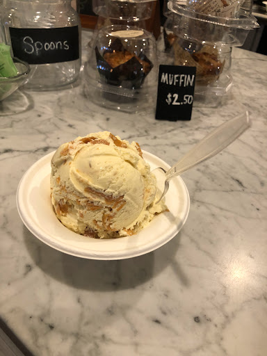 Candy Store «Lancaster Sweet Shoppe», reviews and photos, 141 N Duke St, Lancaster, PA 17602, USA