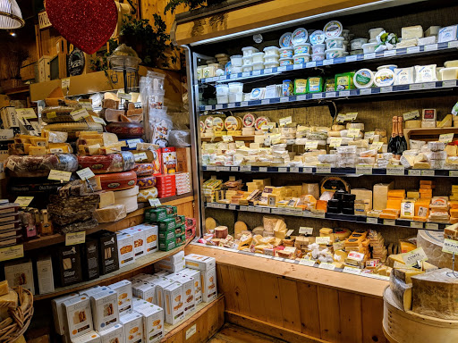 Grocery Store «Woodlands Market», reviews and photos, 735 College Ave, Kentfield, CA 94904, USA