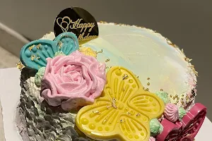 Hufflepuff Cakes image