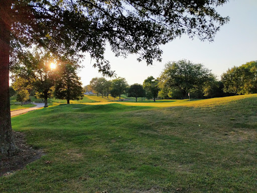 Golf Course «Ballwin Golf Course and Club», reviews and photos, 333 Holloway Rd, Ballwin, MO 63011, USA