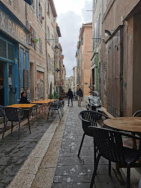 Atmosphère du Restaurant de fruits de mer Entre Terre & Mer à Marseille - n°2