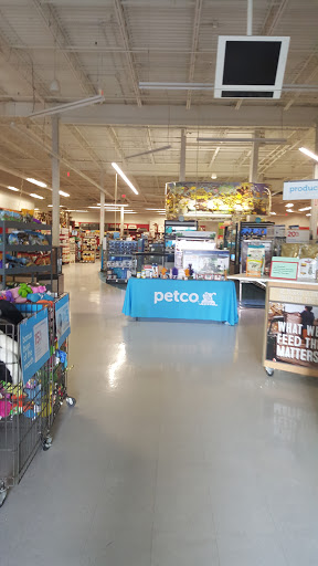 Pet Supply Store «Petco Animal Supplies», reviews and photos, 1333 Centennial Ave, Piscataway Township, NJ 08854, USA