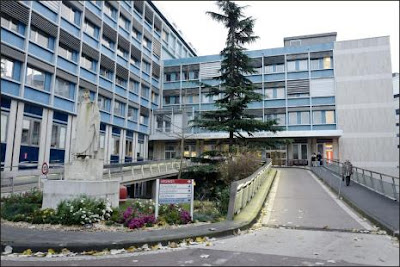 Pr Nacim BOUHERAOUA - Chirurgien Ophtalmologiste à Paris