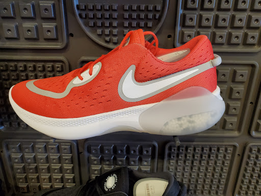 Running Store «Nike Running Lynnfield», reviews and photos, 1125 Market St, Lynnfield, MA 01940, USA