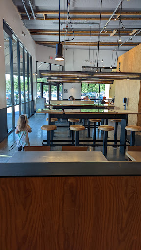 Mexican Restaurant «Chipotle Mexican Grill», reviews and photos, 4424 W Shaw Ave, Fresno, CA 93722, USA