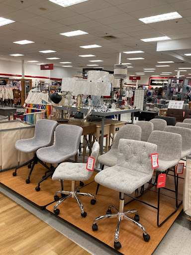 Department Store «T.J. Maxx», reviews and photos, 4794 Ridge Rd, Brooklyn, OH 44144, USA