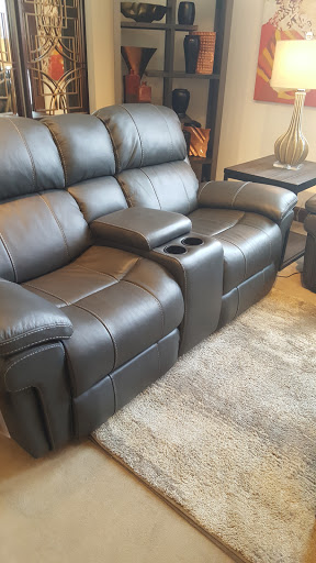 Furniture Store «Rooms To Go & Rooms To Go Kids Furniture Store - Miami International (Doral)», reviews and photos, 10623 NW 12th St, Doral, FL 33172, USA