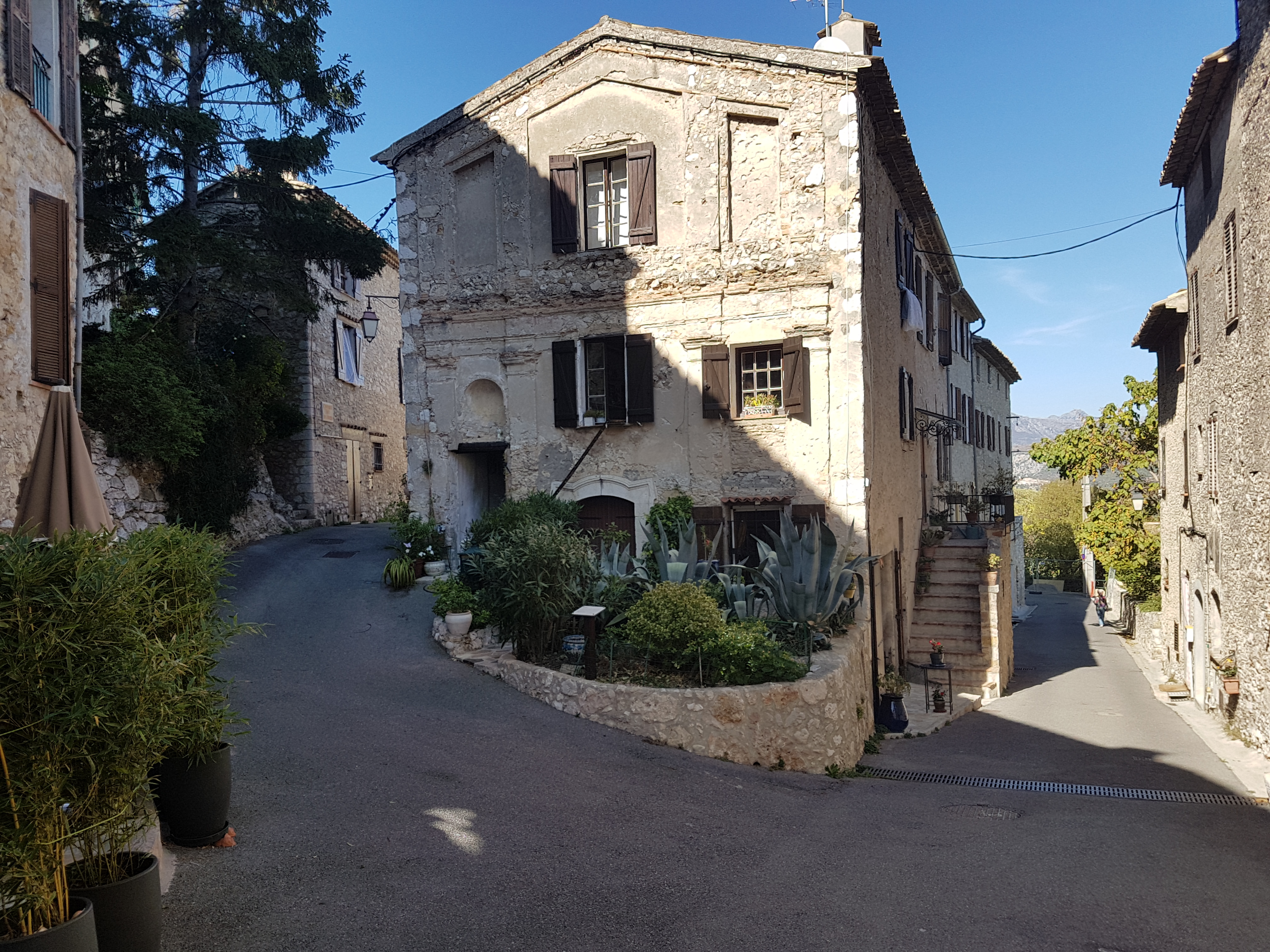 Photo n° 9 de l'avis de Mathieu.a fait le 09/10/2017 à 15:15