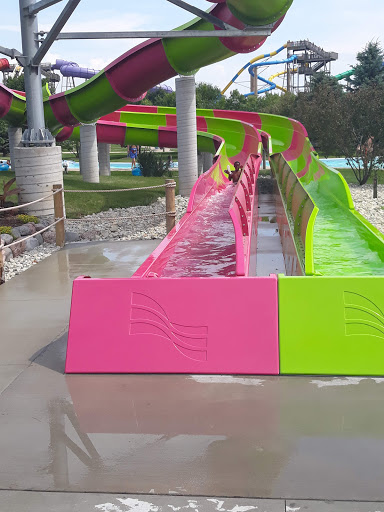 Water Park «Raging Waves Waterpark», reviews and photos, 4000 N Bridge St, Yorkville, IL 60560, USA