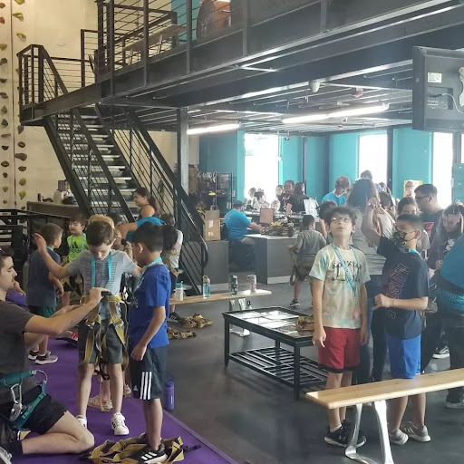 Rock Climbing Gym «Ape Index Rock Climbing Gym», reviews and photos, 9700 N 91st Ave, Peoria, AZ 85345, USA