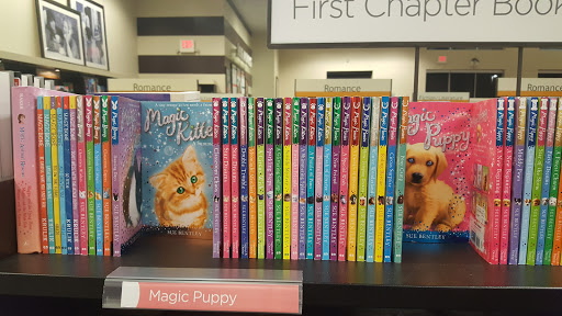 Book Store «Books-A-Million», reviews and photos, 2626 E Stone Dr, Kingsport, TN 37660, USA