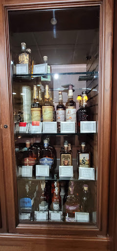 Wine Store «Wine Library», reviews and photos, 586 Morris Ave, Springfield Township, NJ 07081, USA