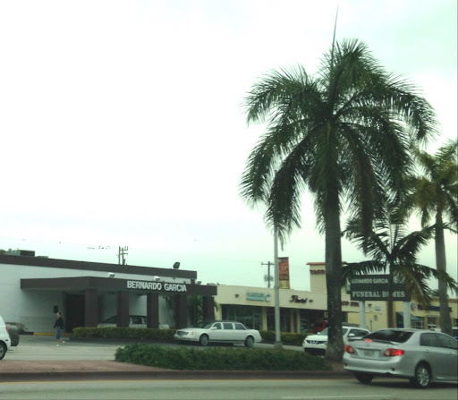 Funeral Home «Bernardo Garcia Funeral Home», reviews and photos, 865 W 49th St, Hialeah, FL 33012, USA