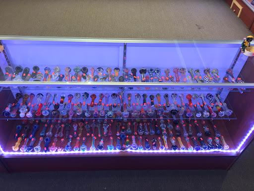 Vaporizer Store «Vape City Smoke Shop», reviews and photos, 406 Washington St, Holliston, MA 01746, USA