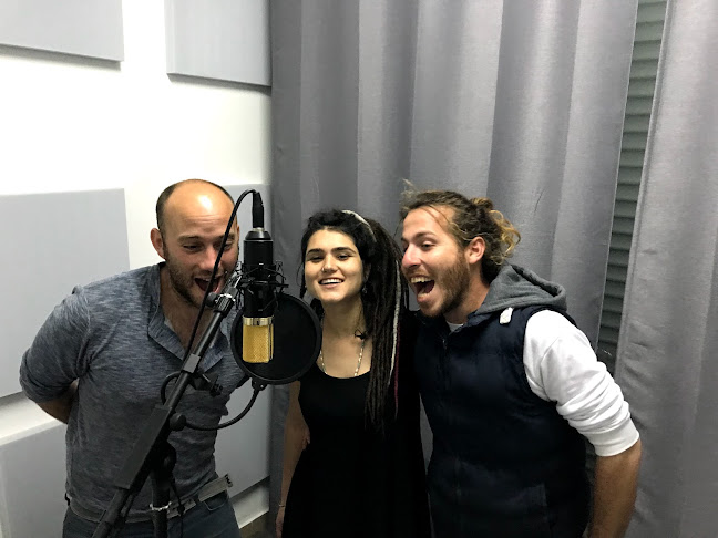Comentarii opinii despre אמיר גלמן הפקות - אולפן הקלטות בצפון, הקלטת שירים, מפיק מוזיקלי