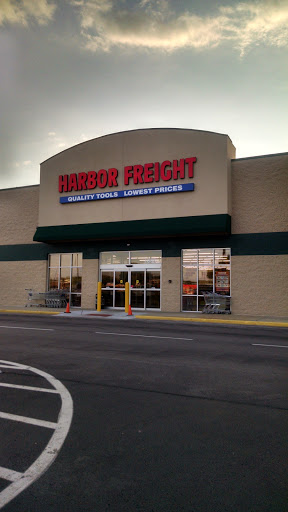 Hardware Store «Harbor Freight Tools», reviews and photos, 1605 Beltline Rd SW, Decatur, AL 35601, USA