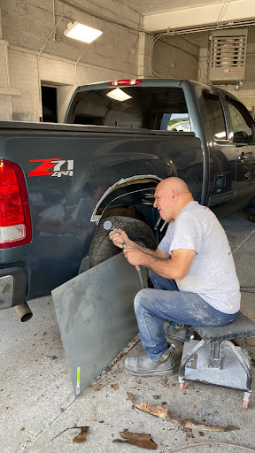 Auto Body Shop «McFee Auto Center», reviews and photos, 82 W Boylston St, Worcester, MA 01606, USA