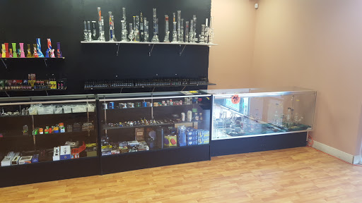 Tobacco Shop «Smoke depot», reviews and photos, 16148 NE Sandy Blvd, Portland, OR 97230, USA