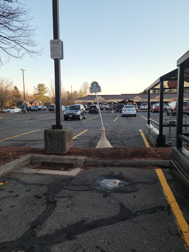 Supermarket «Big Y», reviews and photos, 141 Storrs Rd, Mansfield Center, CT 06250, USA