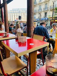 Atmosphère du Restaurant français Chez Gladines à Paris - n°9