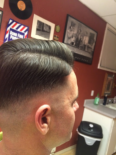 Barber Shop «DeRosso Brothers Tattoo and Barber», reviews and photos, 7907 SW 37th Ave, Portland, OR 97219, USA