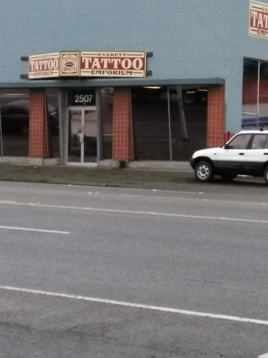 Tattoo Shop «Everett Tattoo Emporium», reviews and photos, 2507 Broadway, Everett, WA 98201, USA