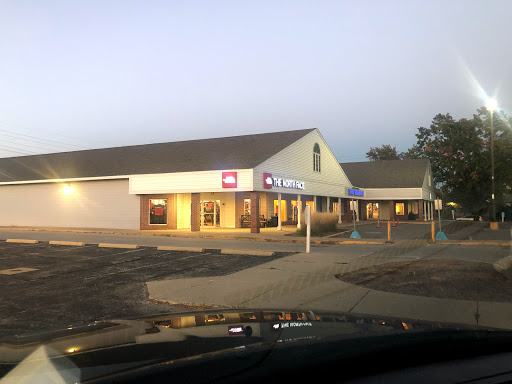 Clothing Store «The North Face Outlet», reviews and photos, 1201 Lighthouse Pl, Michigan City, IN 46360, USA