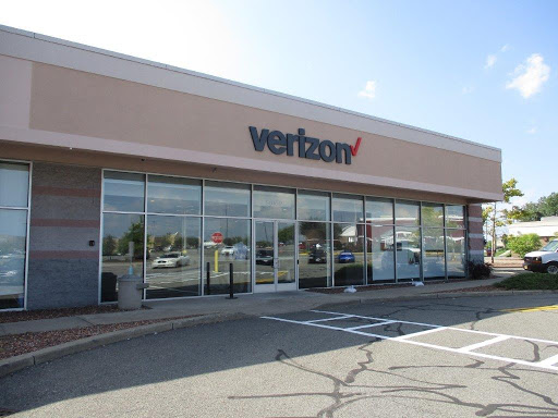 Cell Phone Store «Verizon», reviews and photos, 61 Orange Plaza Ln, Middletown, NY 10940, USA