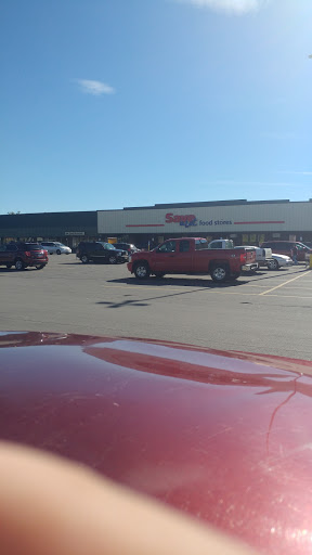 Grocery Store «Save-A-Lot», reviews and photos, 701 Canton St, Ogdensburg, NY 13669, USA