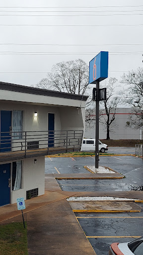 American Restaurant «Cracker Barrel Old Country Store», reviews and photos, 80 Alamo Dr, London, KY 40741, USA