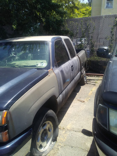 Auto Parts Store «NAPA Auto Parts - Genuine Parts Company», reviews and photos, 722 Wethersfield Ave, Hartford, CT 06114, USA