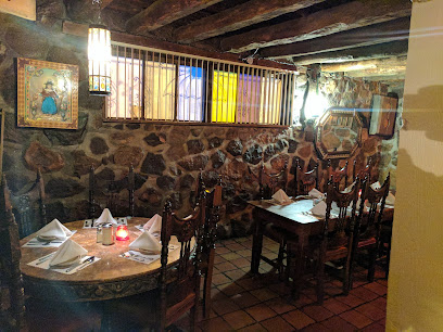 El Paragua Restaurant - 603 Santa Cruz Rd, Española, NM 87532