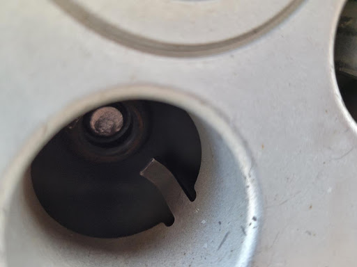 Tire Shop «Discount Tire Store - Center Line, MI», reviews and photos, 26805 Van Dyke, Center Line, MI 48015, USA