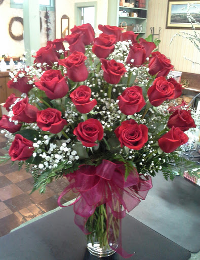 Florist «The Flower Center», reviews and photos, 5405 Main St, Stephens City, VA 22655, USA