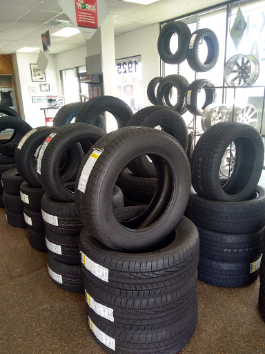 Auto Body Shop «Quick Lane at Chuck Colvin Ford», reviews and photos, 1925 OR-99W, McMinnville, OR 97128, USA