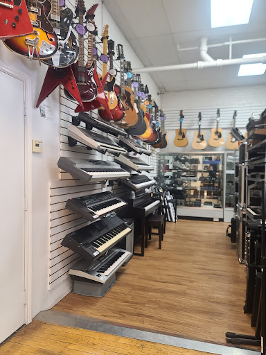 Musical Instrument Store «Briz Loan & Guitar», reviews and photos
