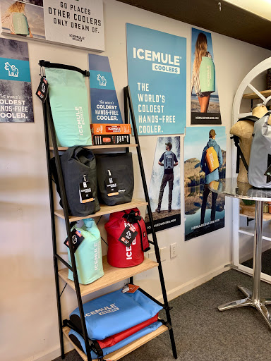 Used Furniture Store «Consign Design Interior», reviews and photos, 5556 Atlanta Hwy, Flowery Branch, GA 30542, USA