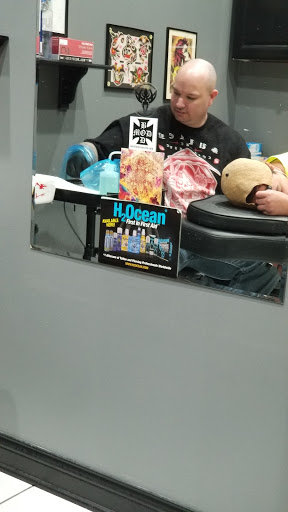 Tattoo Shop «Red Dragon Tattoo & Piercing», reviews and photos, 9242 Colerain Ave, Cincinnati, OH 45251, USA