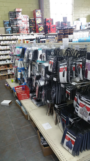 Beauty Supply Store «Oakland Nails & Beauty Supply», reviews and photos, 919 International Blvd, Oakland, CA 94606, USA