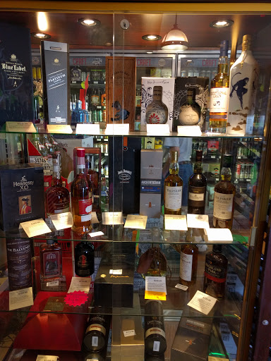 Beer Store «ABC Discount Wine & Liquor», reviews and photos, 6425 E Central Ave, Wichita, KS 67206, USA